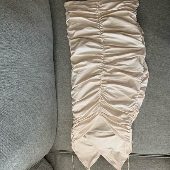 Oh Polly Ruched Bodycon Knee Length Dress in Oyster White/ Cream - Picture 6 of 6